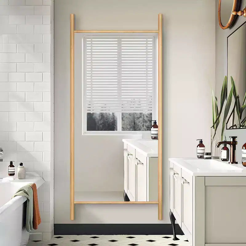 Specchio con cornice in legno massiccio a scala da 31 pollici L x 71 pollici A, in marrone
