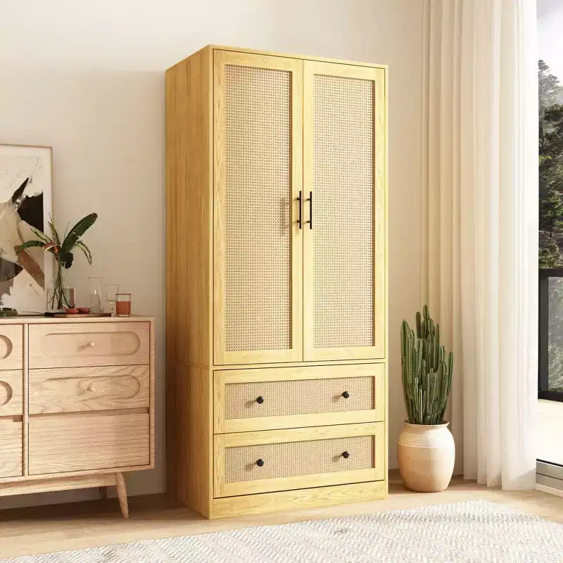 Armadio accentato in rattan e legno chiaro: 2 cassetti portaoggetti + cerniere scorrevoli per l'organizzazione dei vestiti in camera da letto